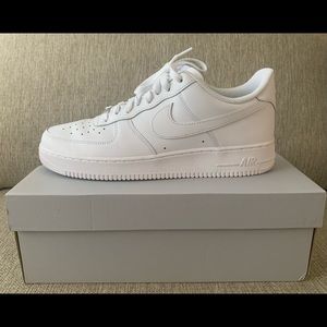 NIKE AIR FORCE 1, man, white, size 11.5